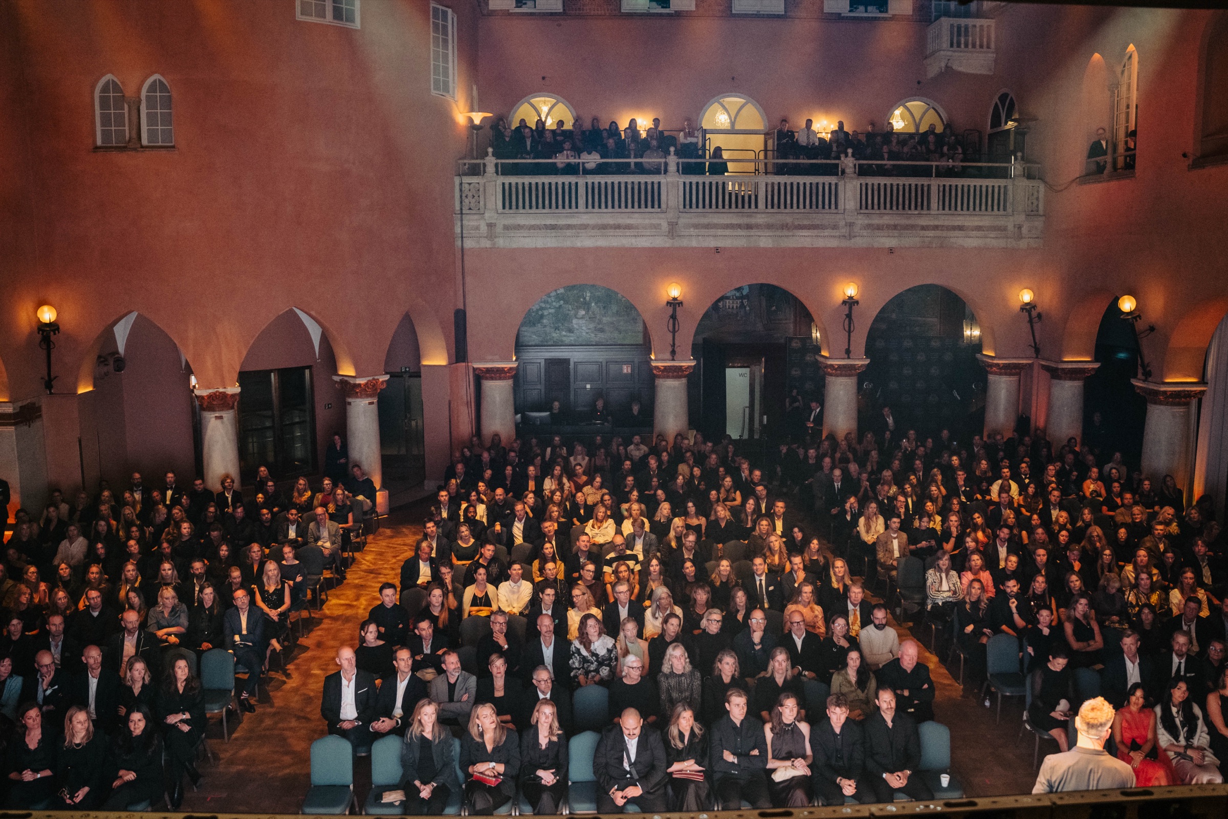 Full sal under seminariet